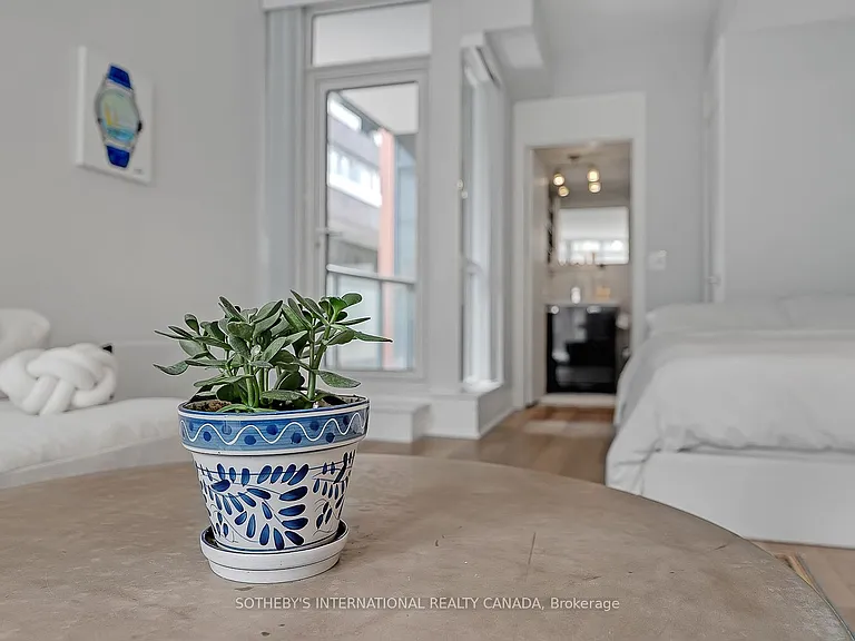 32 Davenport Rd #315 — Photo 19