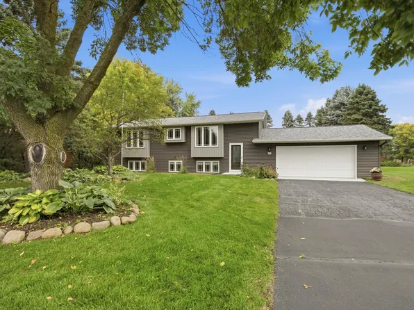 6407 Laurel Rd, Saint Cloud, MN 56303