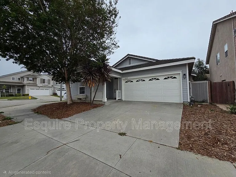 4888 Ellington St — Photo 1