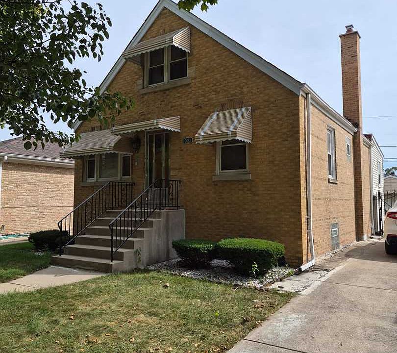 1st image of 3423 N Odell Ave