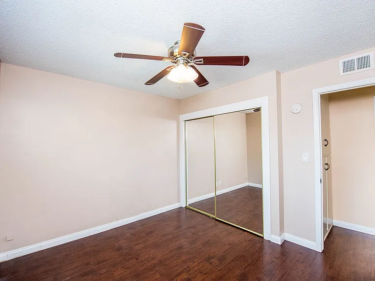 15412 Shasta Ln — Photo 17
