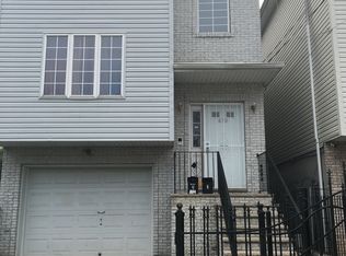 410 S 16th St #2, Newark, NJ 07103
