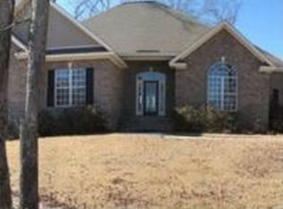 433 Plantation Xing, Millbrook, AL 36054