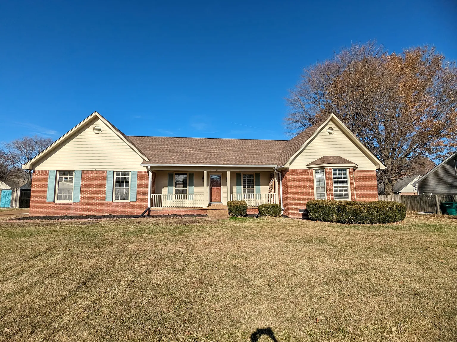 3 bed, $3,000 — Photo 1