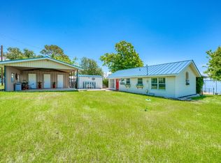 809 Lakeshore Loop, Sunrise Beach, TX 78672