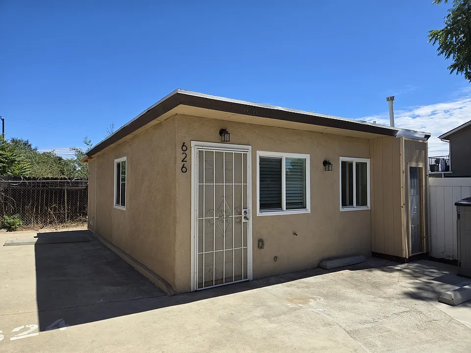 626 S Hamilton Blvd