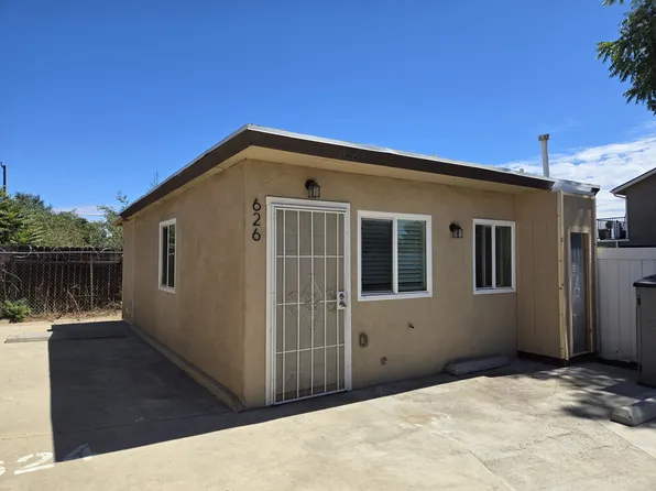 626 S Hamilton Blvd, Pomona, CA 91766