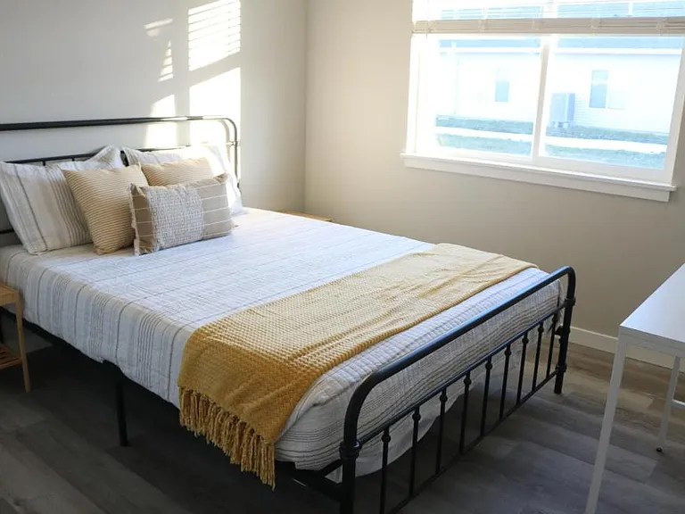 11 Reserve Ct — Photo 3