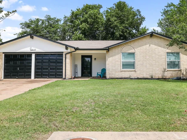 6441 Carousel Dr, Watauga, TX 76148