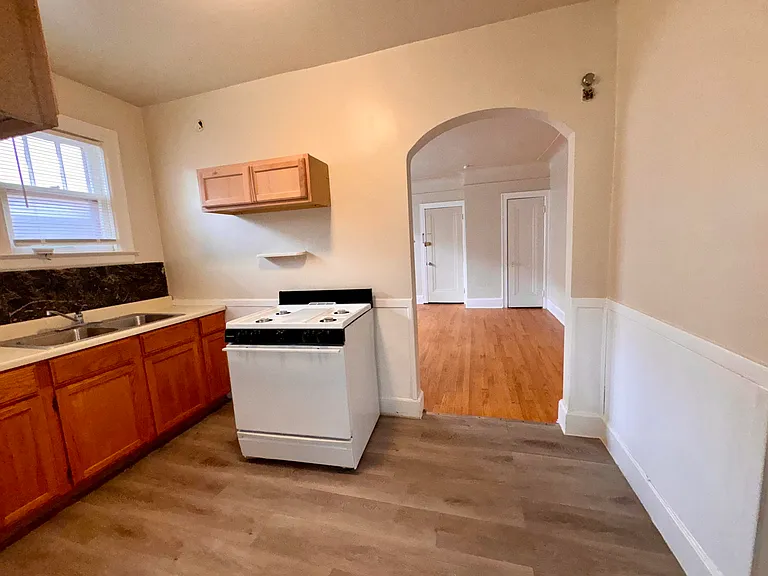 2681 Pasadena St #3 — Photo 4