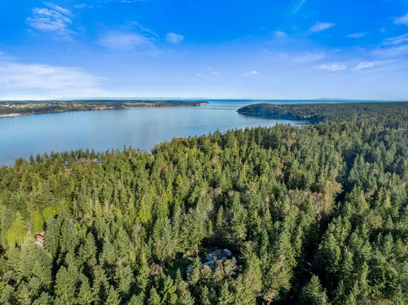 323 Rhapsody Dr, Sequim, WA 98382