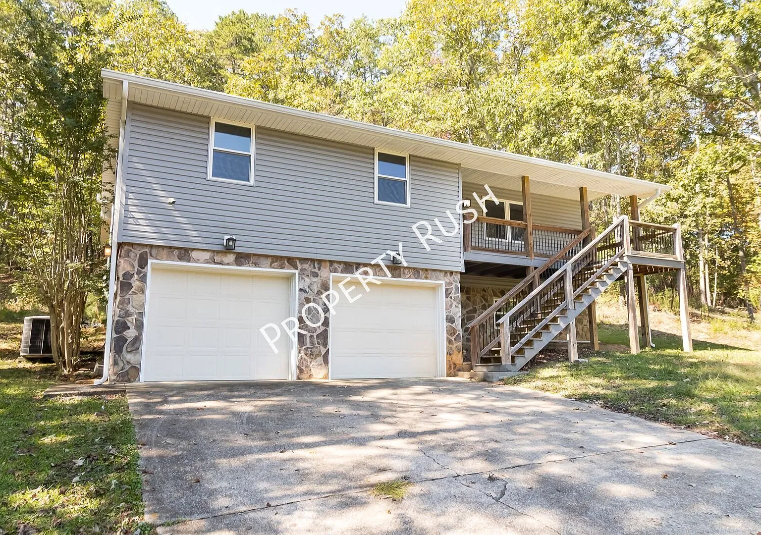 8735 Hidden Branches Rd. Spacious 3 Bed / 3 Bath Home in Harrison! $2,145/mo. — Photo 3