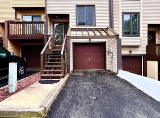 3209 Champions Dr, Wilmington, DE 19808