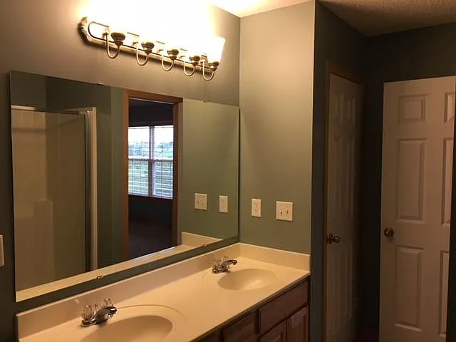 4504 Village Square Blvd N — Photo 14