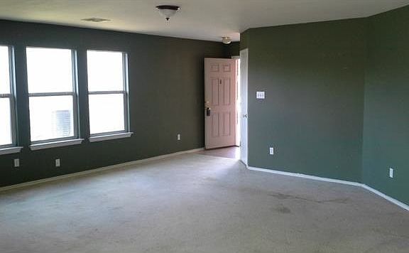 4th image of 256 Indian Paintbrush Dr