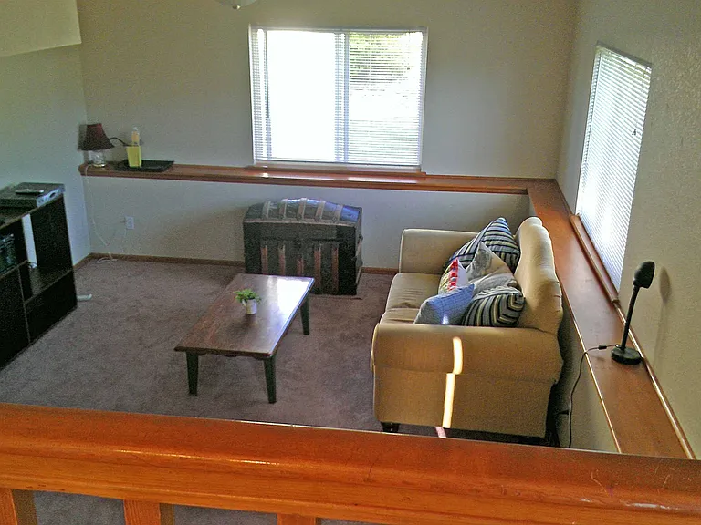 387 Krypton Ct — Photo 4