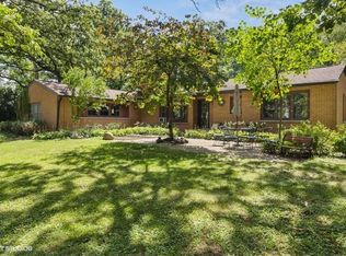 2783 Chapel Rd, Barrington Hills, IL 60010