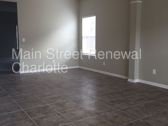 4th image of 15225 Chowning Tavern Ln