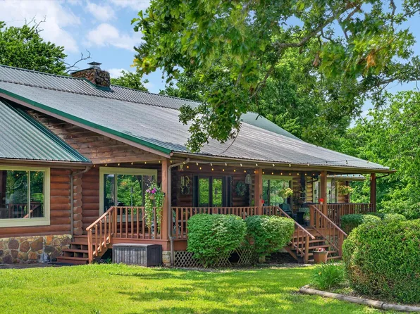 511 E 375th Road, Dunnegan, MO 65640