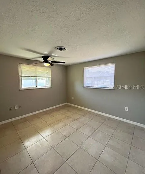424 Vannell St — Photo 16