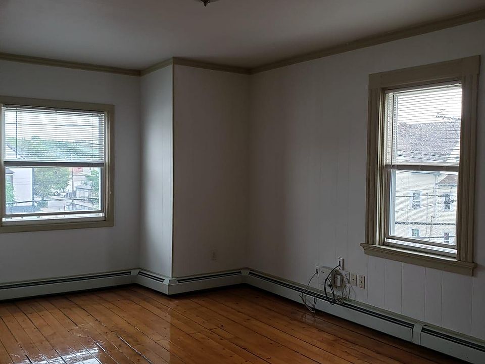 Living Room/Dinning Room