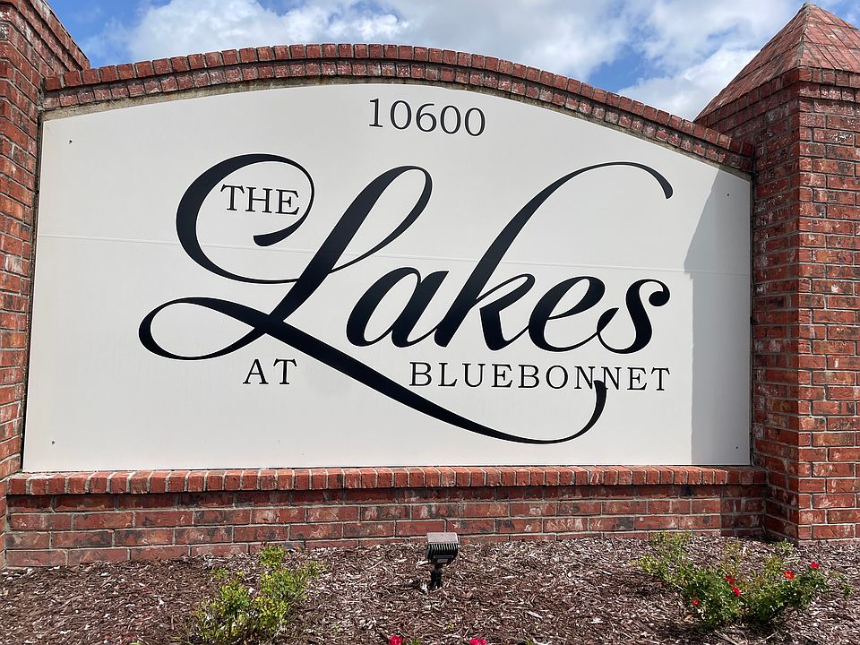 1st image of 10600 Lakes Blvd APT 302