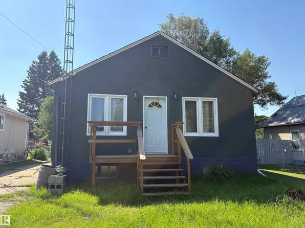 4620 Maria Dr E, Smoky Lake, AB T0A 3C0
