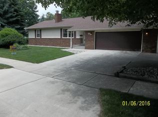 1186 Kloap Rd, Muskegon, MI 49441