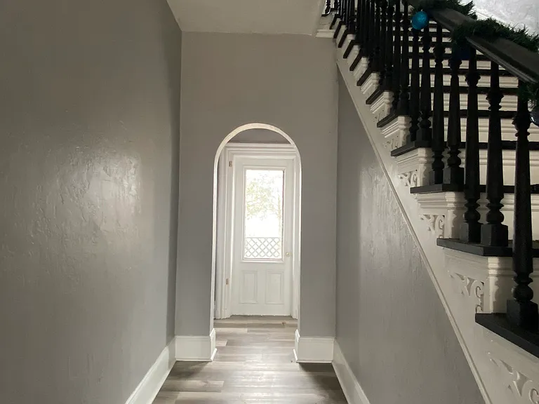 318 Mentor Ave #2 — Photo 6