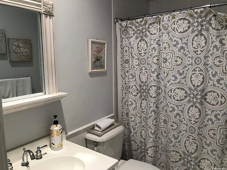 24 Bridle Path — Photo 29