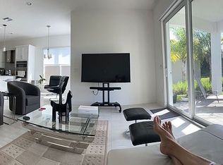 9582 Brook Isles Ave, Delray Beach, FL 33446