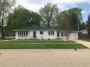 703 Church St, Janesville, WI 53548