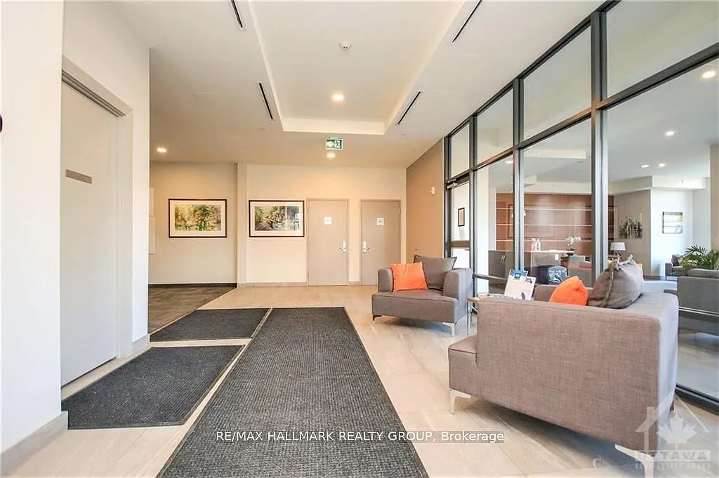 2 bed, $2,850 — Photo 4