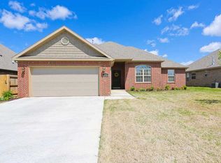 3100 SW Wargate Ave, Bentonville, AR 72712