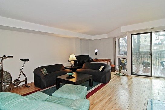 2nd image of 3700 N Sheridan Rd #C-1