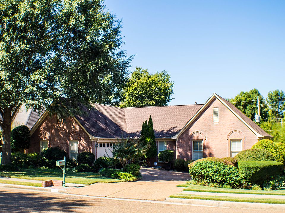 1st image of 1823 Autumndale Dr
