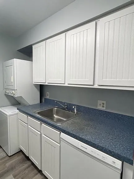 8507 Falls Run Rd #C — Photo 10