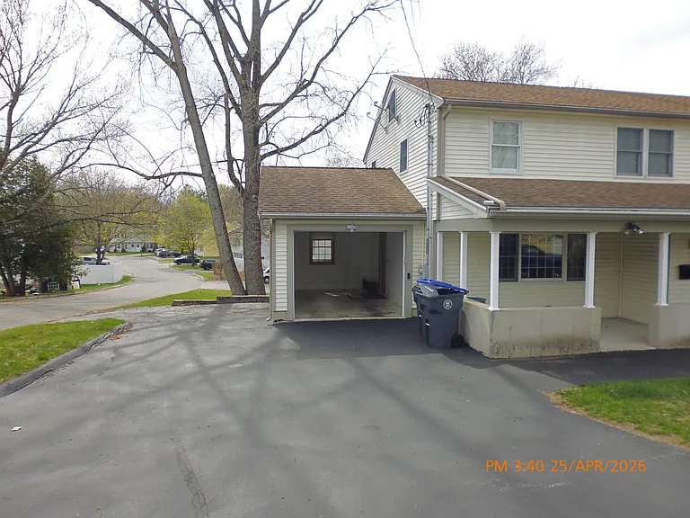 32 Peaslee Ter — Photo 3