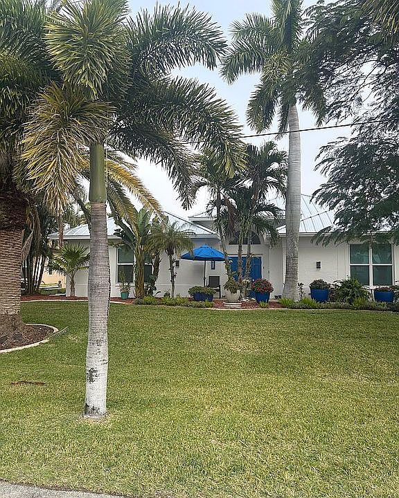 1st image of 2609 SW 41st Ter