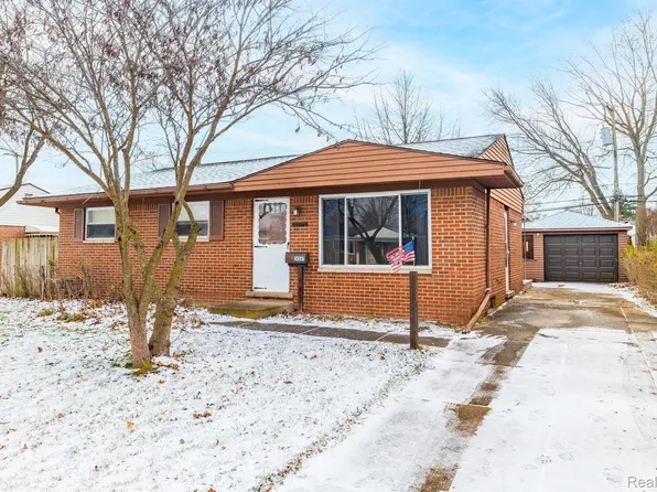 34547 Sansburn St, Westland, MI 48186