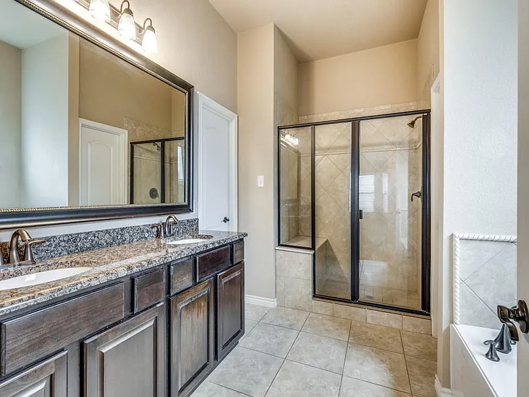 15100 Seventeen Lakes Blvd — Photo 11