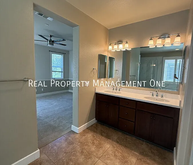 6544 Bantry Bay St — Photo 29