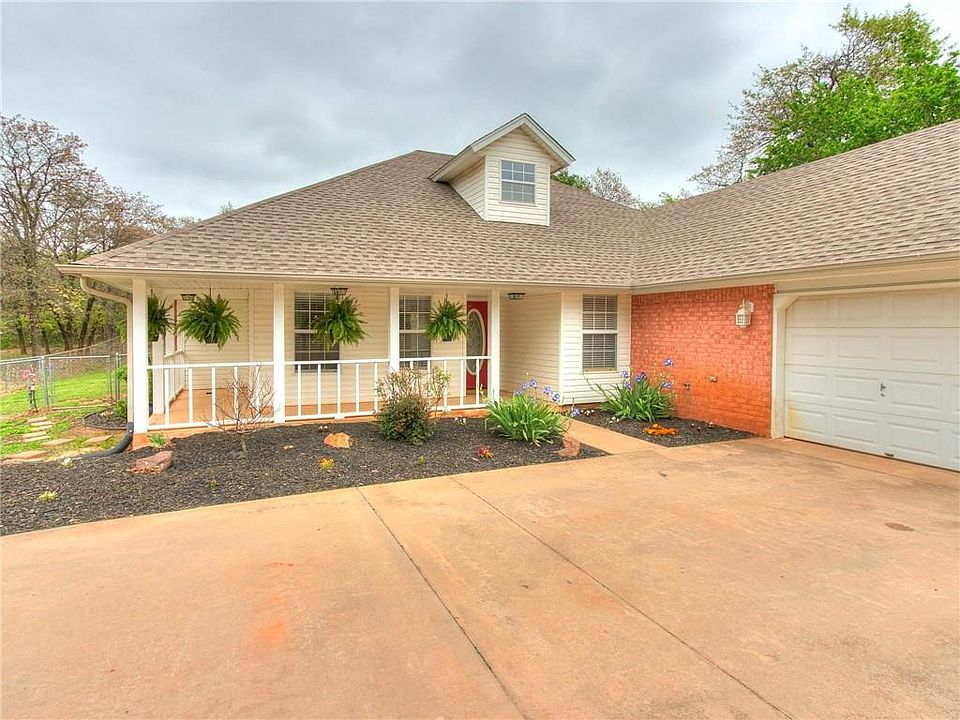 1st image of 18901 Courtney Ln