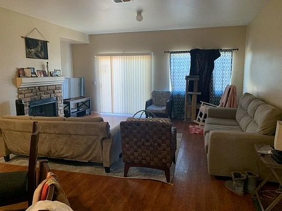 4th image of 13637 Hamlet Ct