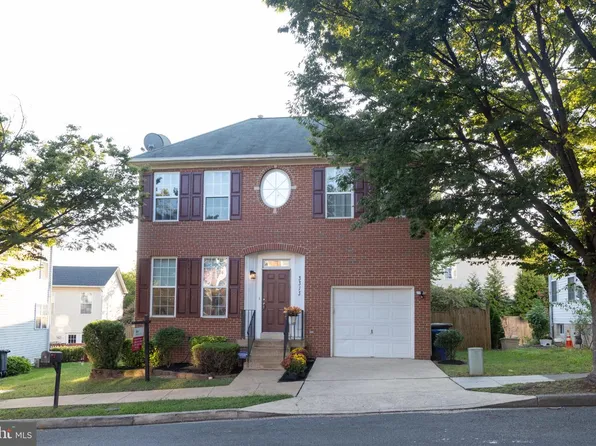 3313 Cornwell Dr SE, Washington, DC 20032