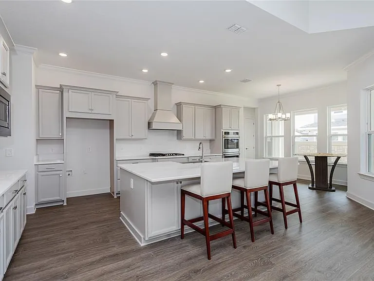 10176 Brocksport Cir — Photo 16