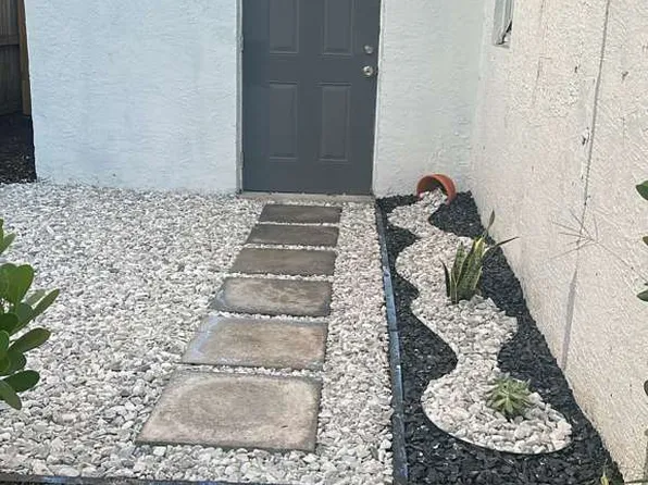 16200 NE 3rd Ave #2, Miami, FL 33162