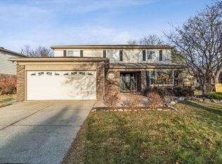 6960 Chadwick Dr, Canton, MI 48187