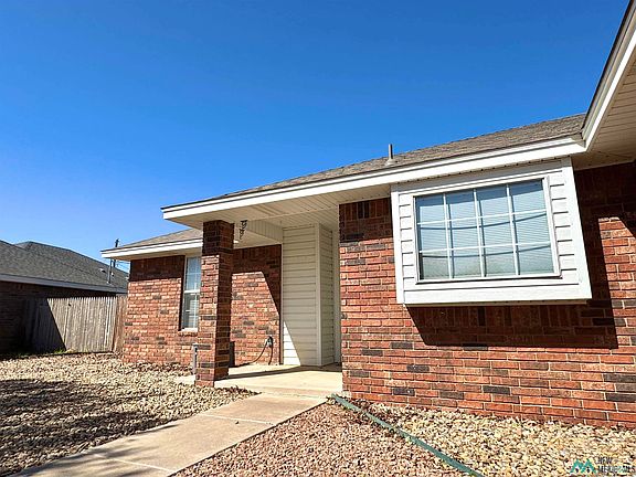 5th image of 552 La Salle Dr