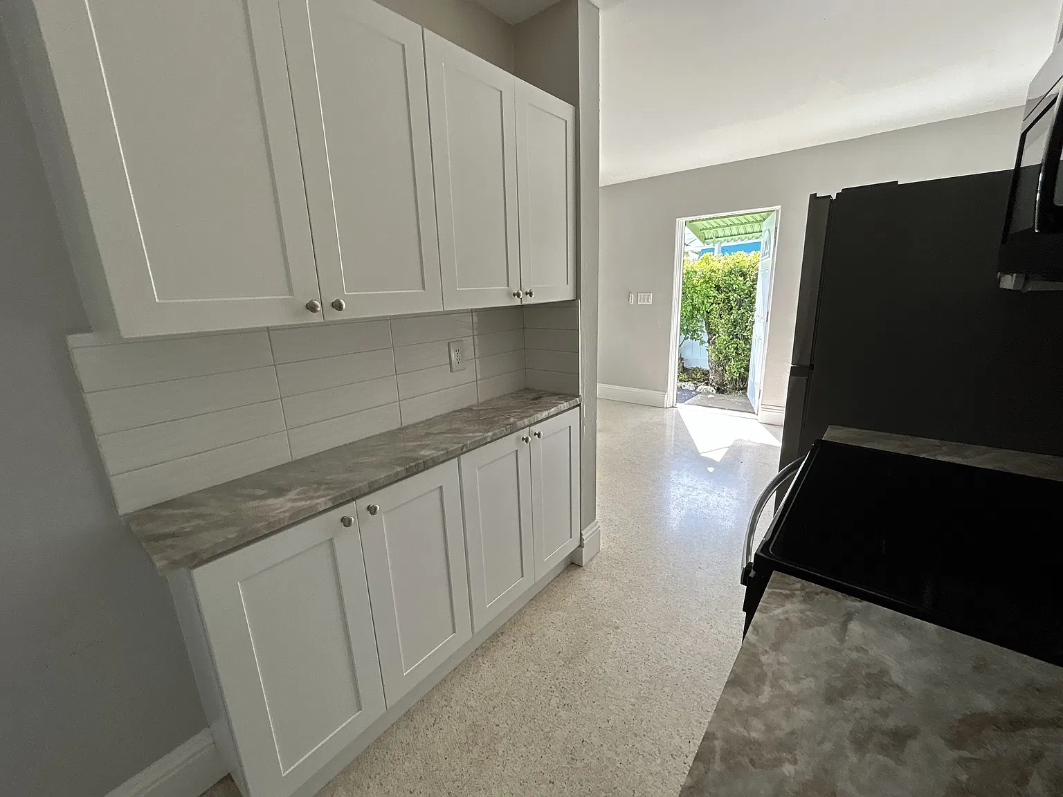 2 bed, 600 sqft, $1,800 — Photo 4